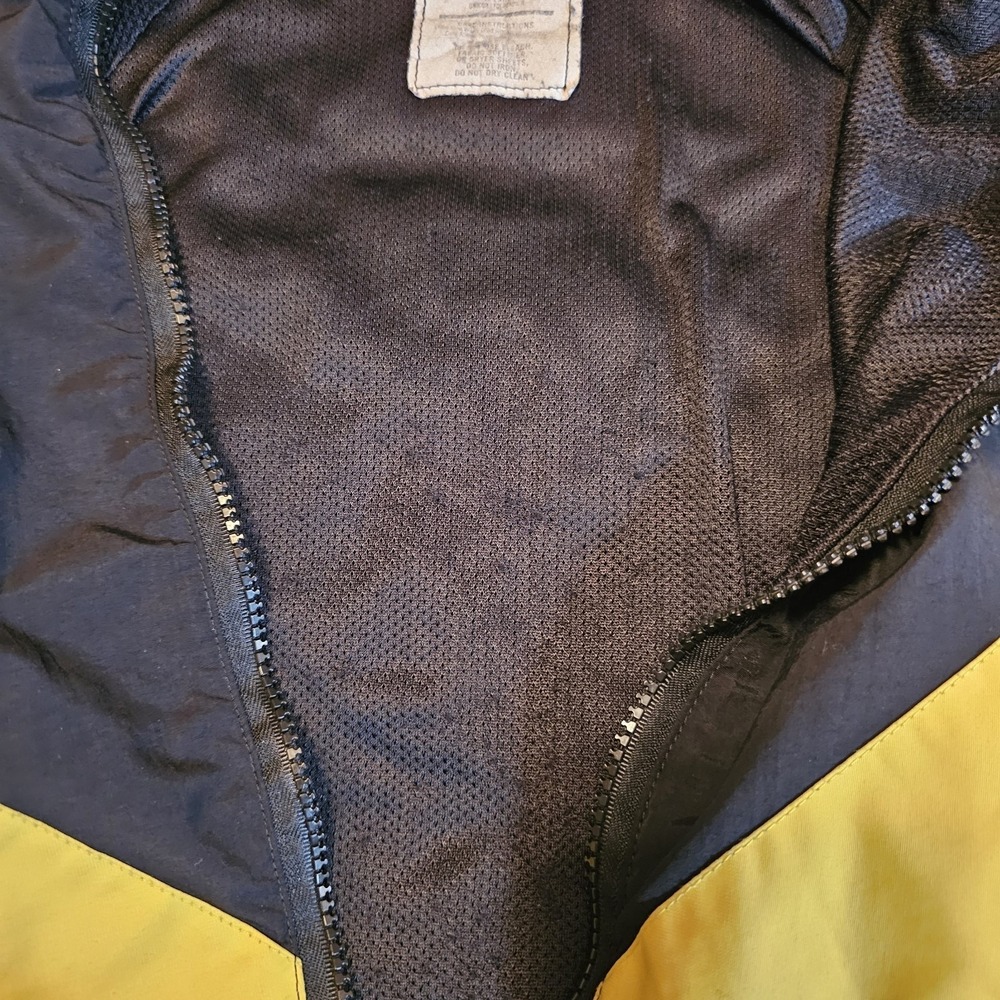 Vintage Women's Black & Gold Nylon Physical Fitness Jacket Size Medium U.S. Army - Picture 7 of 8